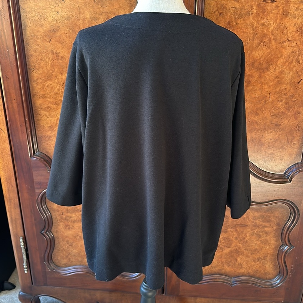 Soft by Avenue Jacket (Size 18/20) - Picture 4 of 11